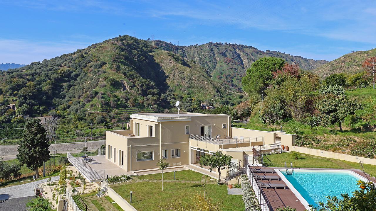 Sike Holiday Home Taormina Eksteriør bilde