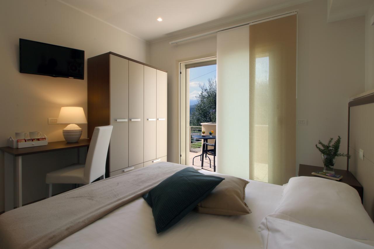 Sike Holiday Home Taormina Eksteriør bilde