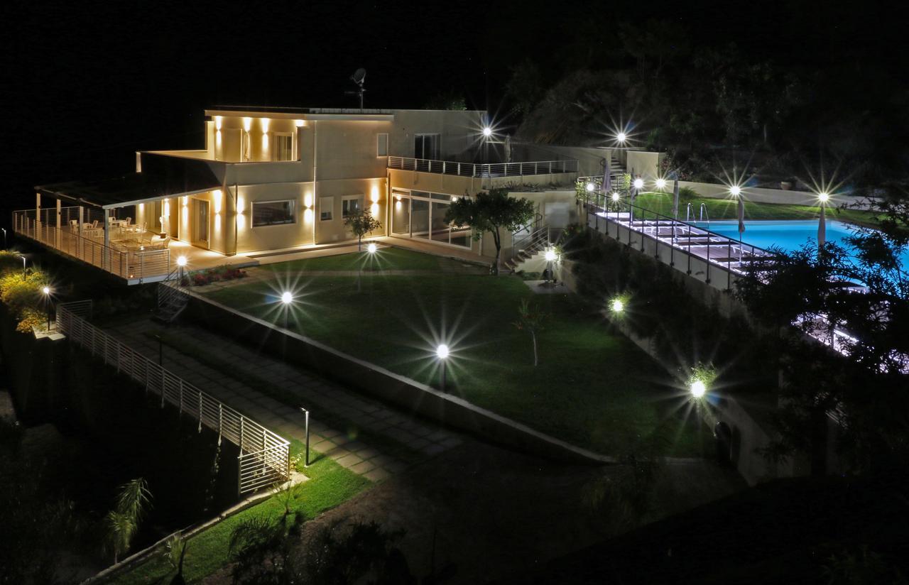 Sike Holiday Home Taormina Eksteriør bilde