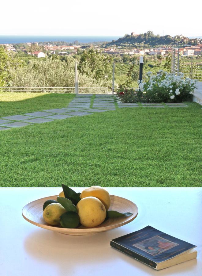 Sike Holiday Home Taormina Eksteriør bilde
